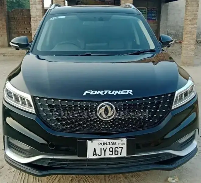 DFSK Glory 580 Pro Midsize SUV 2022 Model