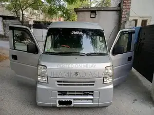 Photo - Suzuki Every Compact Family Van - Clean Interior, Well-Maintained