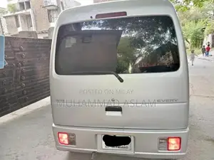 Suzuki Every Compact Family Van - Clean Interior, Well-Maintained