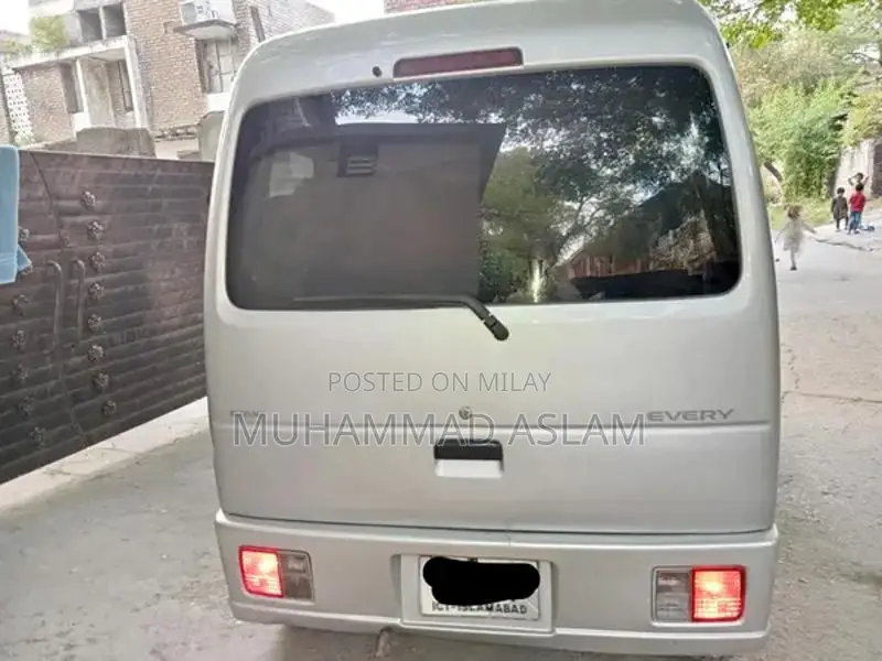 Suzuki Every Compact Family Van - Clean Interior, Well-Maintained