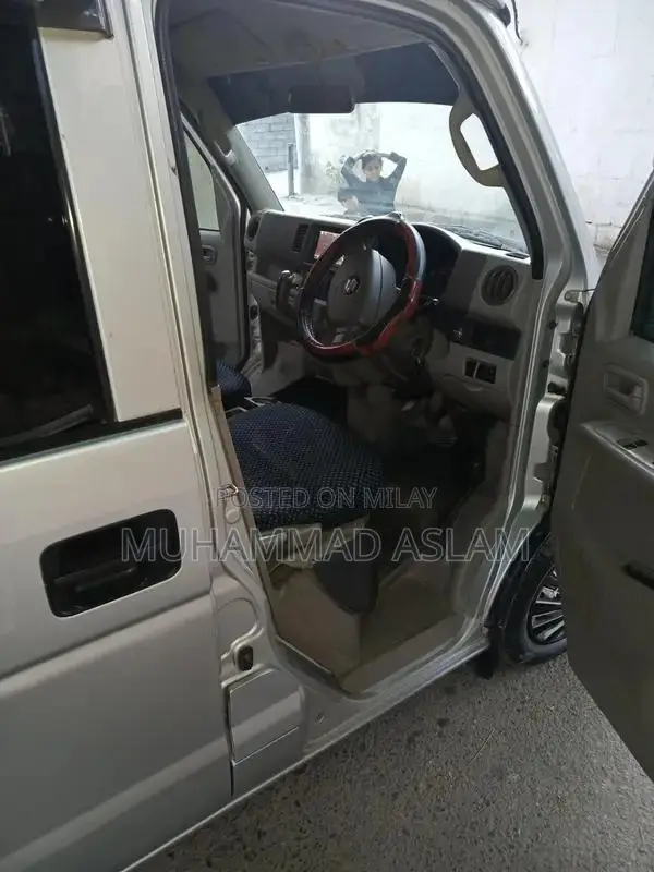 Suzuki Every Compact Family Van - Clean Interior, Well-Maintained