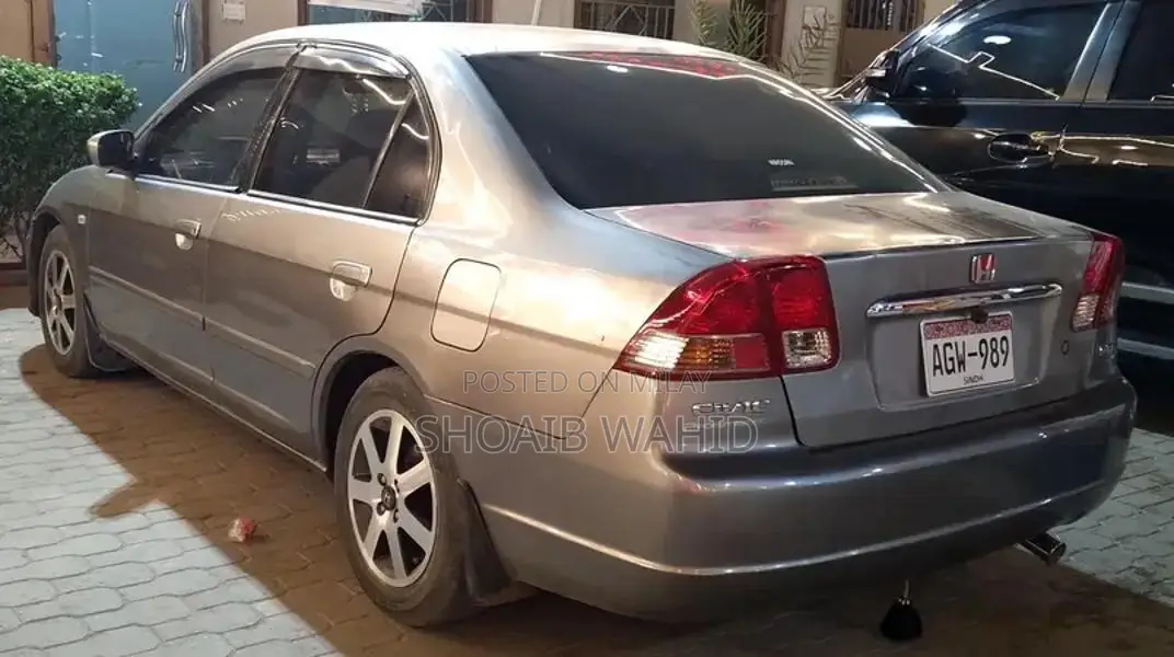 Honda Civic VTI 2004 Automatic Sedan with Premium Features