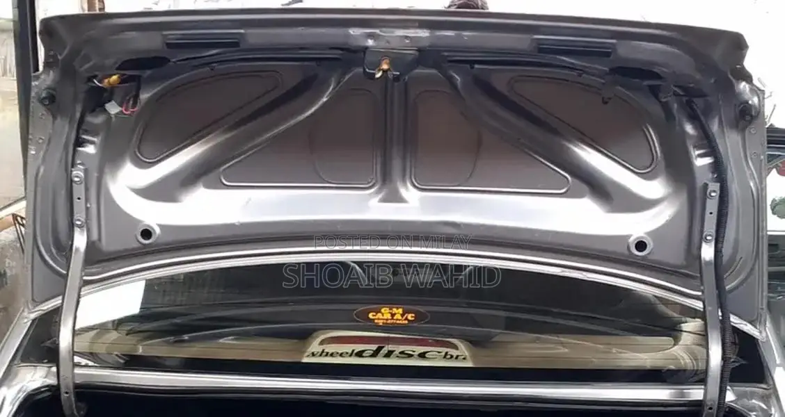 Honda Civic VTI 2004 Automatic Sedan with Premium Features