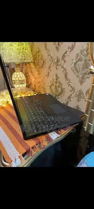 Dell Latitude 5580 Business Laptop Core i5 6th Gen