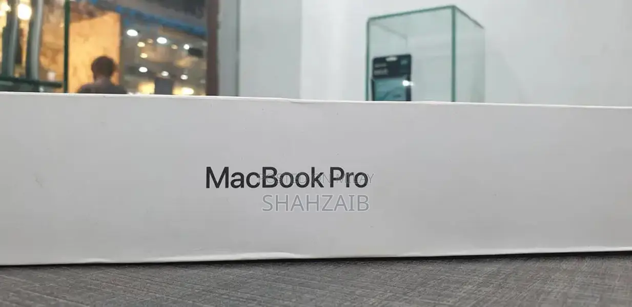 Apple MacBook Pro M4 14-Inch Midnight Laptop