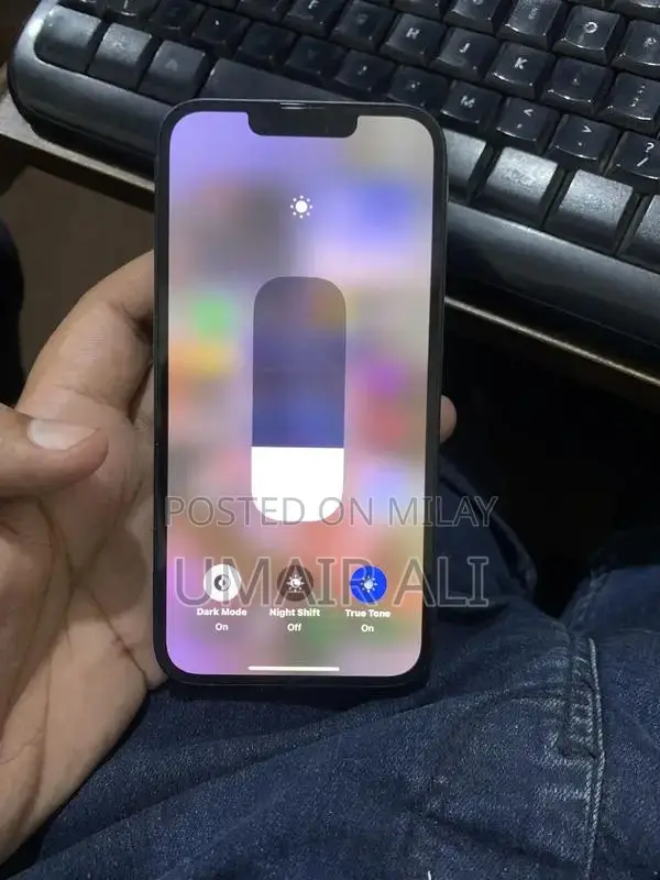 Blue 128GB Smartphone with Water Resistance