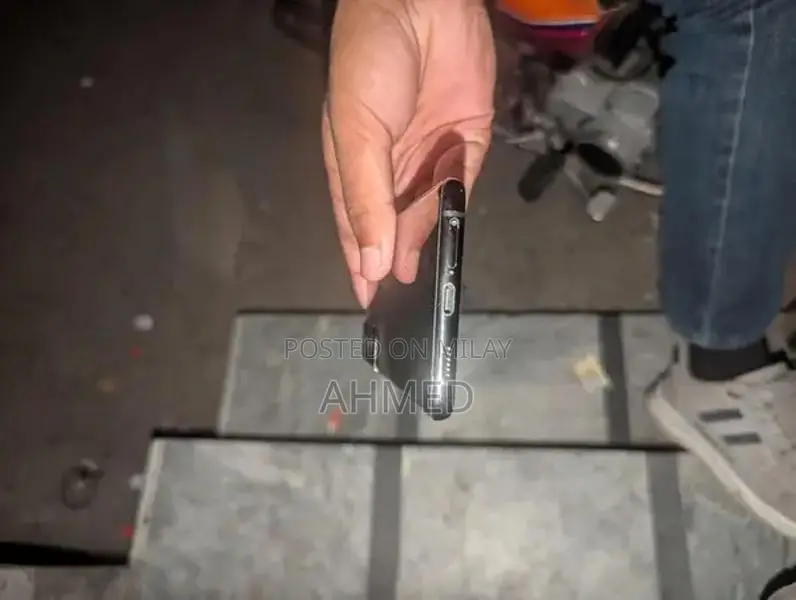 Samsung Galaxy S21 Plus Smartphone 8GB RAM 128GB Storage