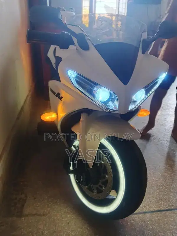 Kids Electric Scooter - Fun Outdoor Ride-On Toy