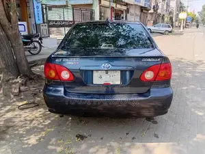 Spacious Family Sedan with Comfortable 4-Door Design