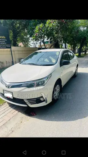 Photo - Toyota Corolla GLI 1.3 Manual Sedan - Low Mileage Sedan