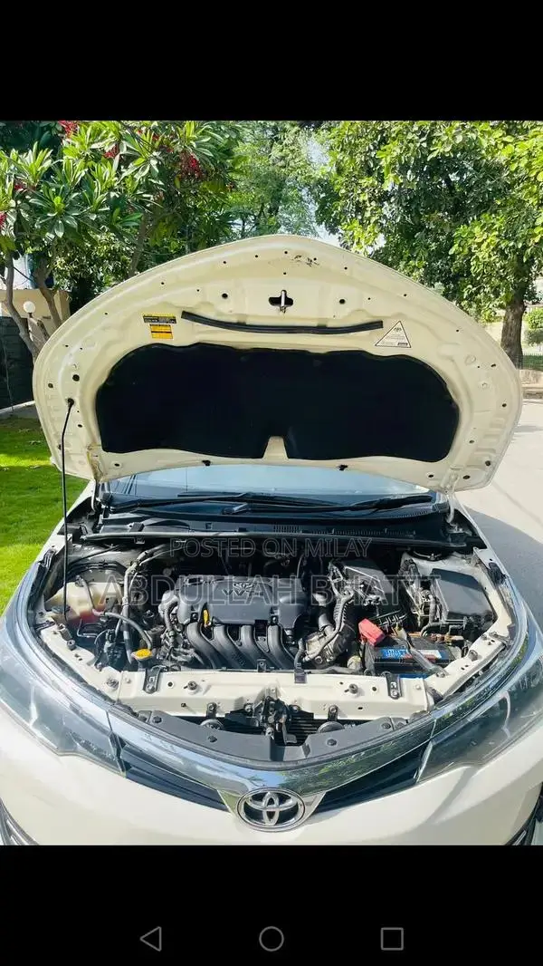 Toyota Corolla GLI 1.3 Manual Sedan - Low Mileage Sedan