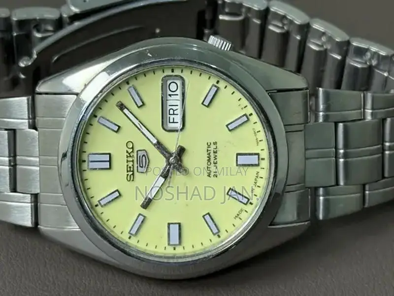 Seiko 5 Automatic Men's Stainless Steel Watch with Radion Dial - Japan