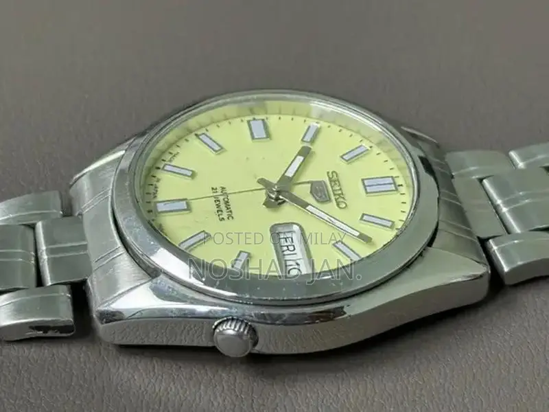 Seiko 5 Automatic Men's Stainless Steel Watch with Radion Dial - Japan