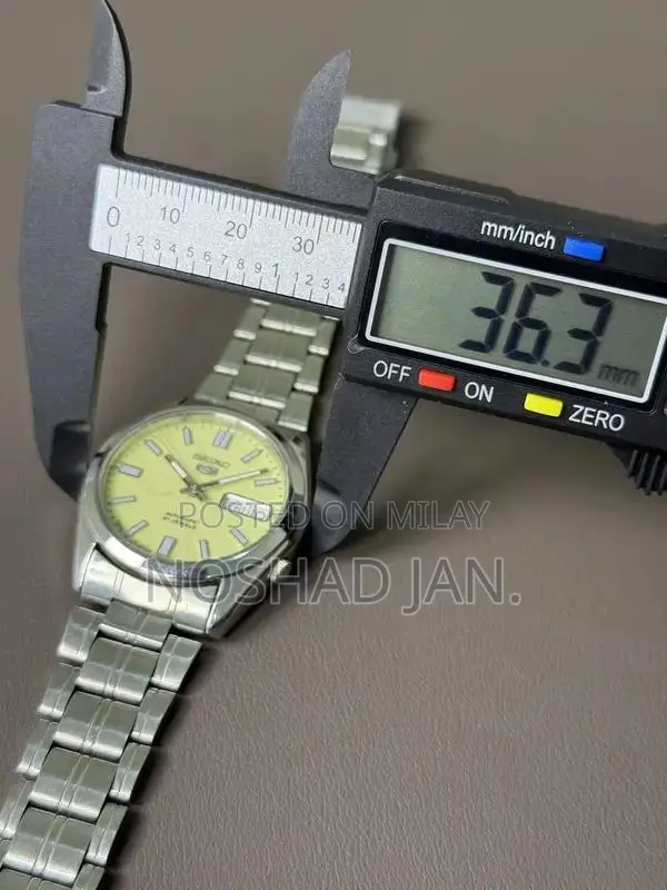 Seiko 5 Automatic Men's Stainless Steel Watch with Radion Dial - Japan