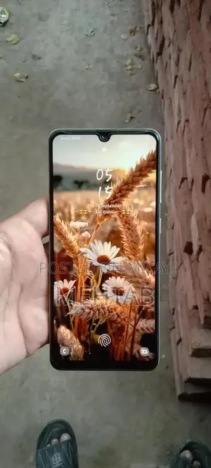 Samsung Galaxy A31 Smartphone - Complete Set with Accessories