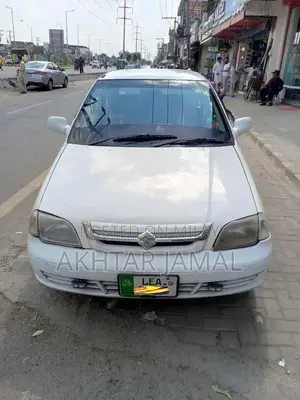 Photo - Cultus Sedan Compact Car Model 2006 Reliable Family Vehicle