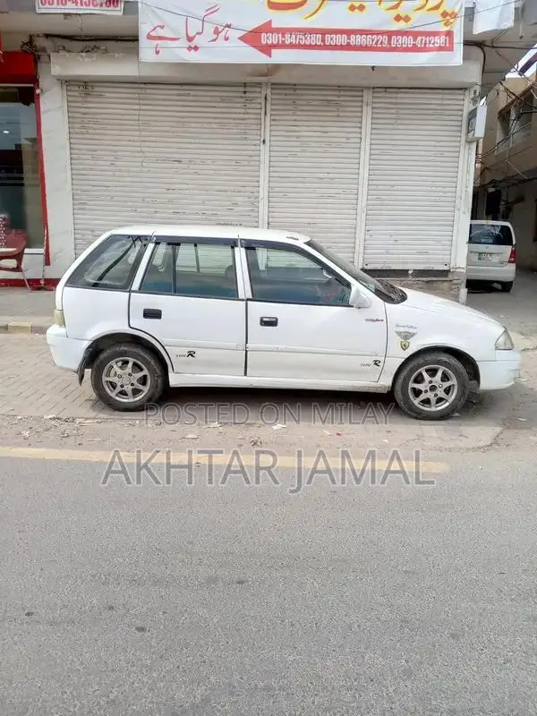 Cultus Sedan Compact Car Model 2006 Reliable Family Vehicle