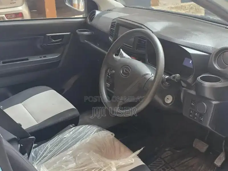 Daihatsu Mira LSA III Package Compact Car