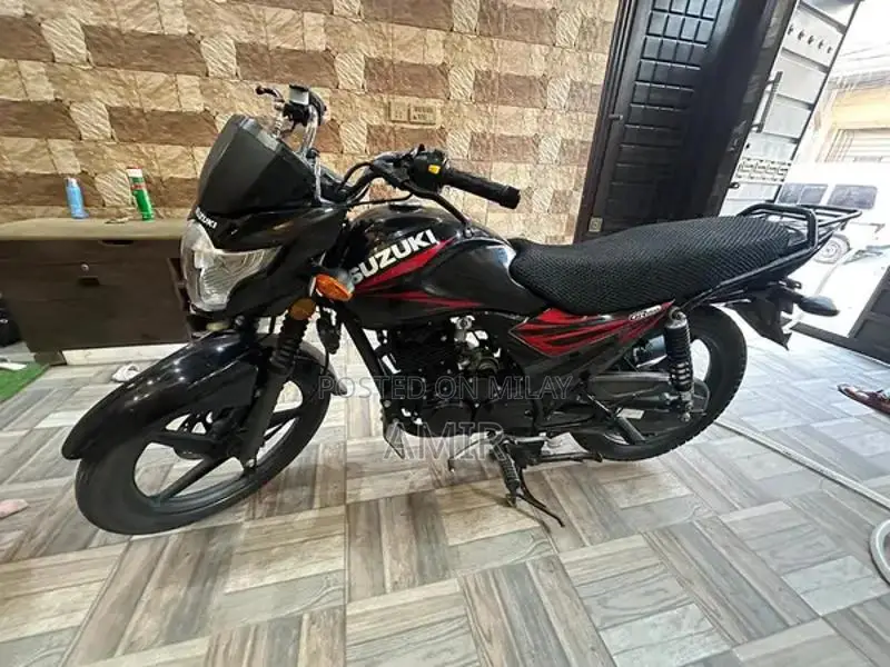 Suzuki GR 150 Motorcycle - Excellent Condition Low Mileage