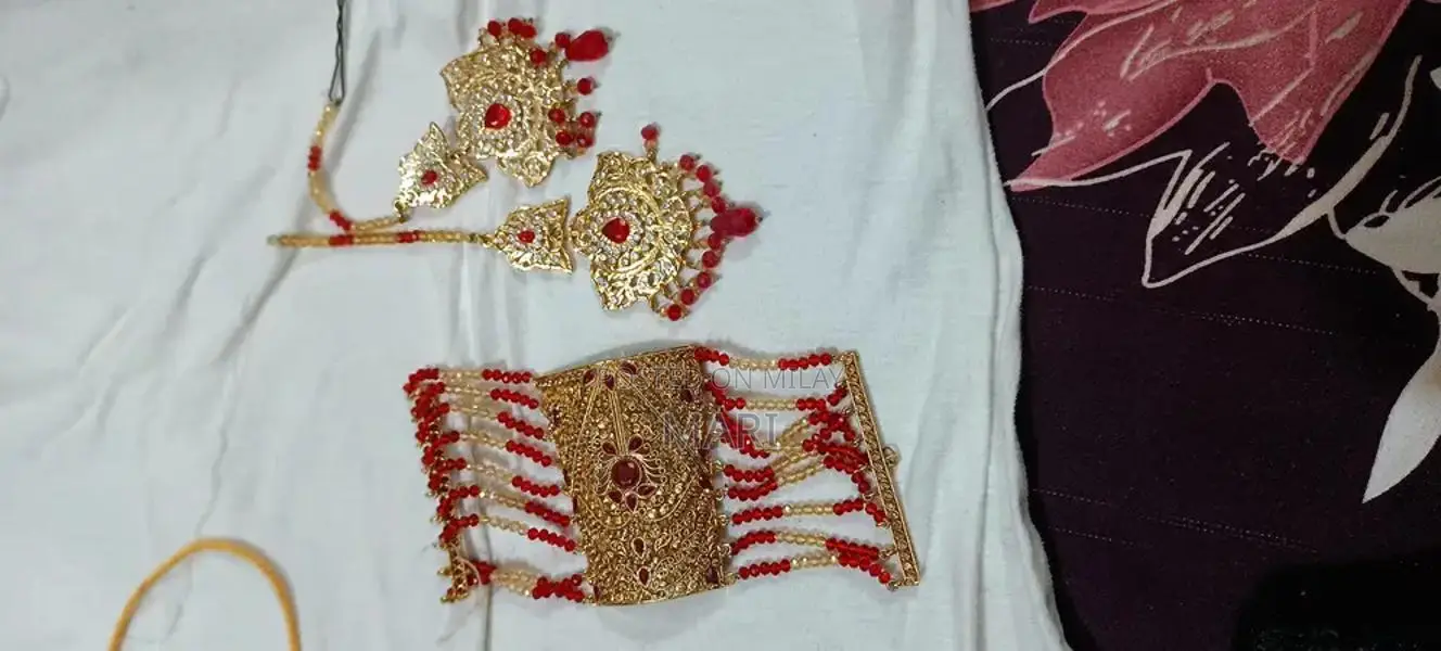 Red and Golden Bridal Jewelry Set - Vintage Elegant Wedding Accessory