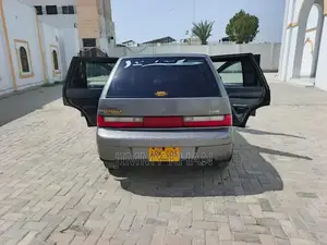 2008 Suzuki Cultus Compact Car with Sound System