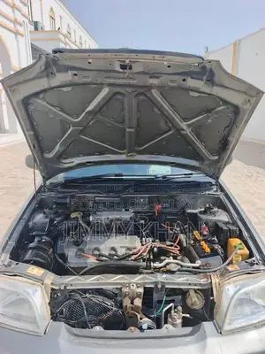 2008 Suzuki Cultus Compact Car with Sound System