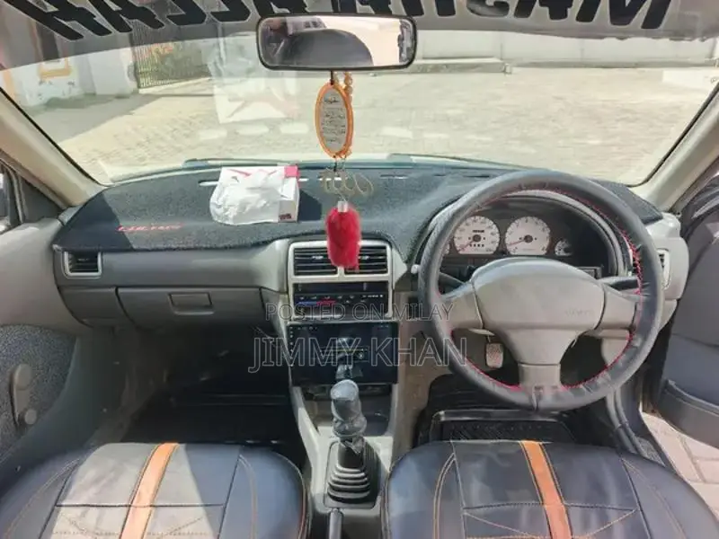 2008 Suzuki Cultus Compact Car with Sound System