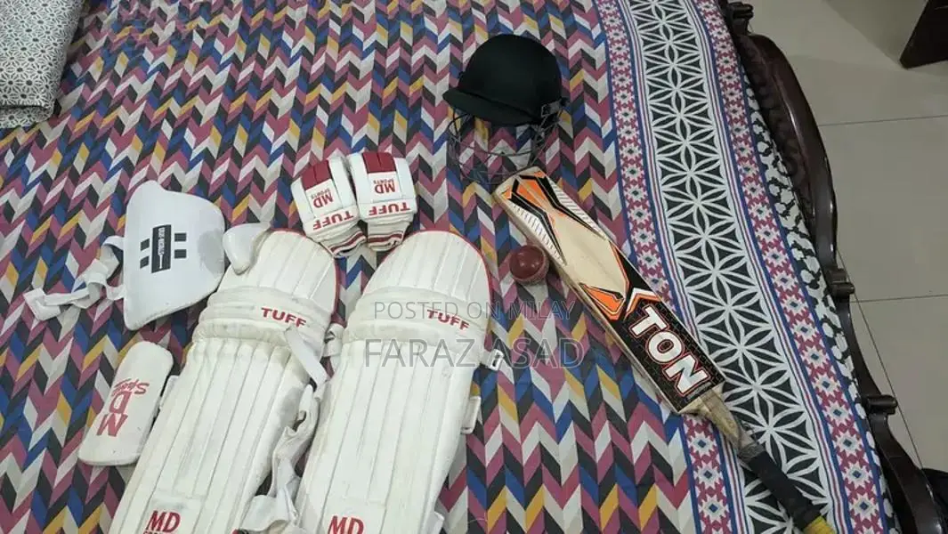 Junior Cricket Kit for Beginners Ages 12-14