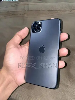 Apple iPhone 11 Pro Max Smartphone Black Edition