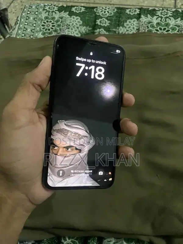 Apple iPhone 11 Pro Max Smartphone Black Edition