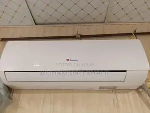 Photo - Compact Humidifier with Multiple Advanced Features