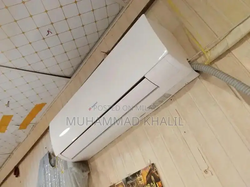 Compact Humidifier with Multiple Advanced Features