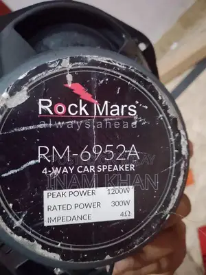 High-Quality Car Audio System with Enhanced Sound Performance