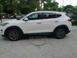 Mustafa All Wheel SUV with 1999cc Engine - Reliable Performance