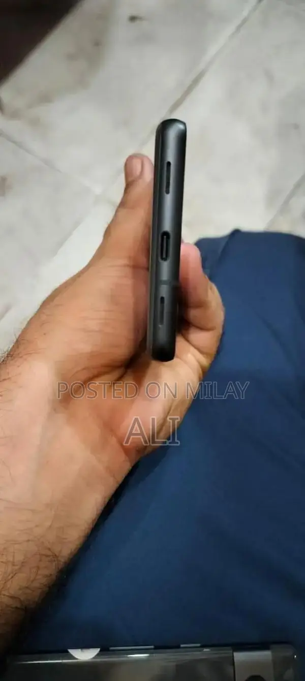 Google Pixel 7A Smartphone 128GB Dual SIM Unlocked