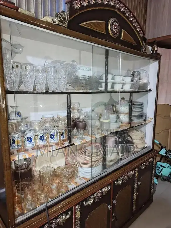 Pristine Wooden Bedside Nightstand in Excellent Condition