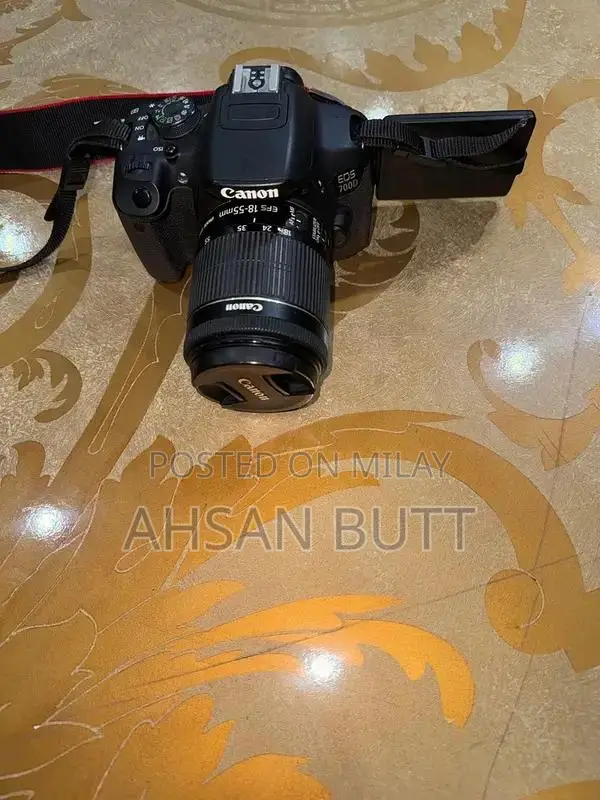 Canon 700D DSLR Camera - Excellent Condition with Accessories