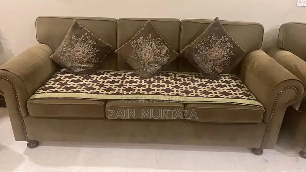 7-Seater Living Room Sofa Set with Cushions