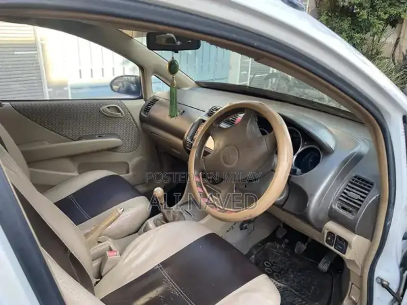 Honda City 2005 Sedan - CNG and Petrol Dual Fuel