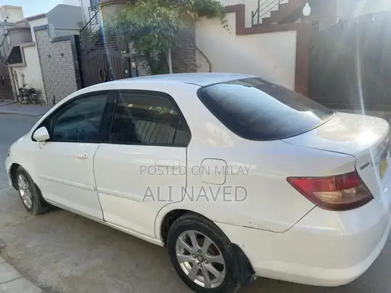 Honda City 2005 Sedan - CNG and Petrol Dual Fuel