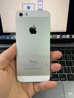 Apple iPhone 5se 64GB Smartphone - Excellent Condition