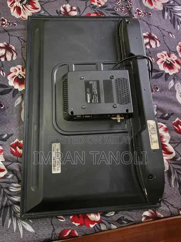 Orient LED 32-inch Display with Wall Bracket and Remote