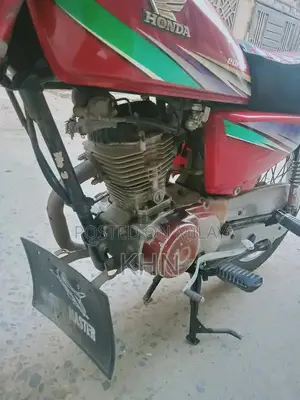 Honda CG 125 Motorcycle 2014 Model Single Cylinder Bike