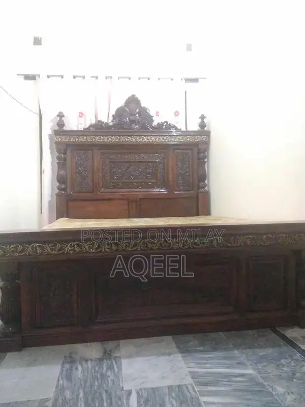 Chinioti Wooden King Size Bed with Side Tables