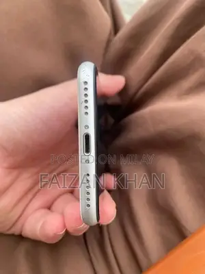 Apple iPhone SE Mid-Range Smartphone 64GB Storage