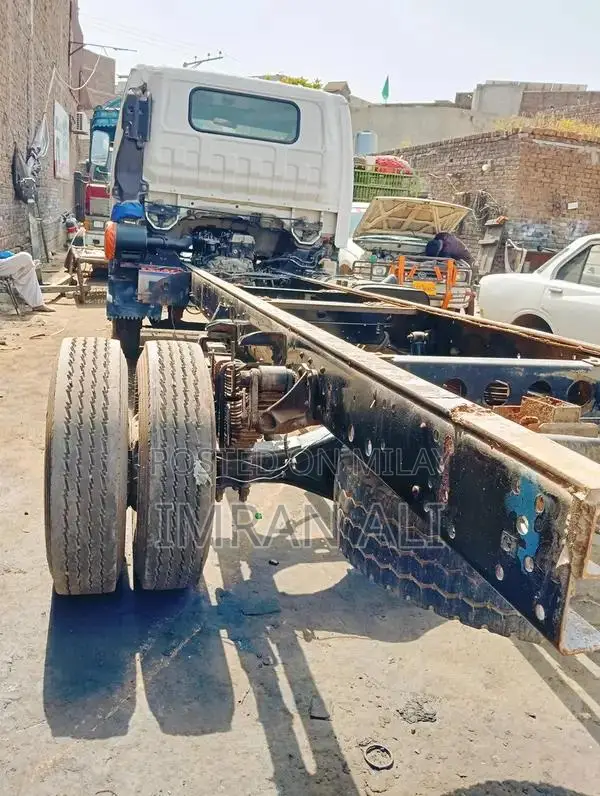 Isuzu NPR Commercial Truck with Gear Transmission and New Tires