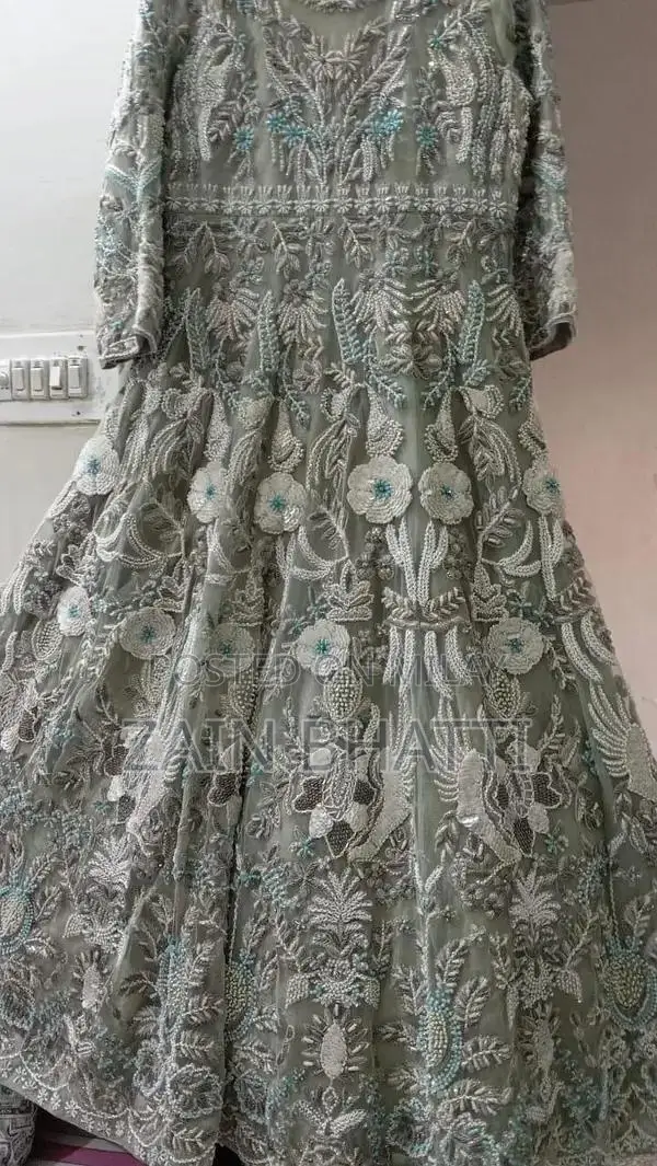 Elegant Walima Lhenga Traditional Formal Wear