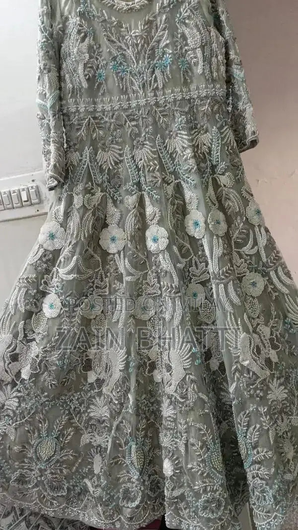 Elegant Walima Lhenga Traditional Formal Wear