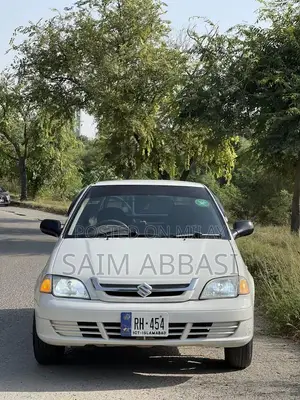 Photo - 2011 Suzuki Cultus - Well-Maintained Compact Sedan