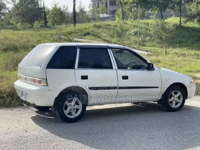 2011 Suzuki Cultus - Well-Maintained Compact Sedan